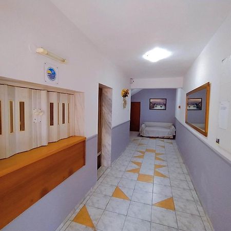 Μαρκονησ Hotel Paralía Exterior foto